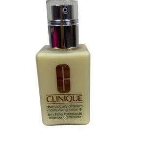 Clinique Dramatically Different Moisturizer 4.2 Ounce